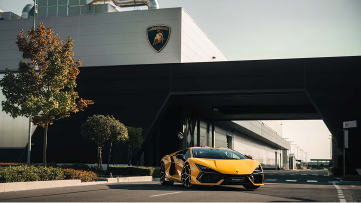 2024 Lamborghini Revuelto首次试驾评测：深刻印在我脑海中